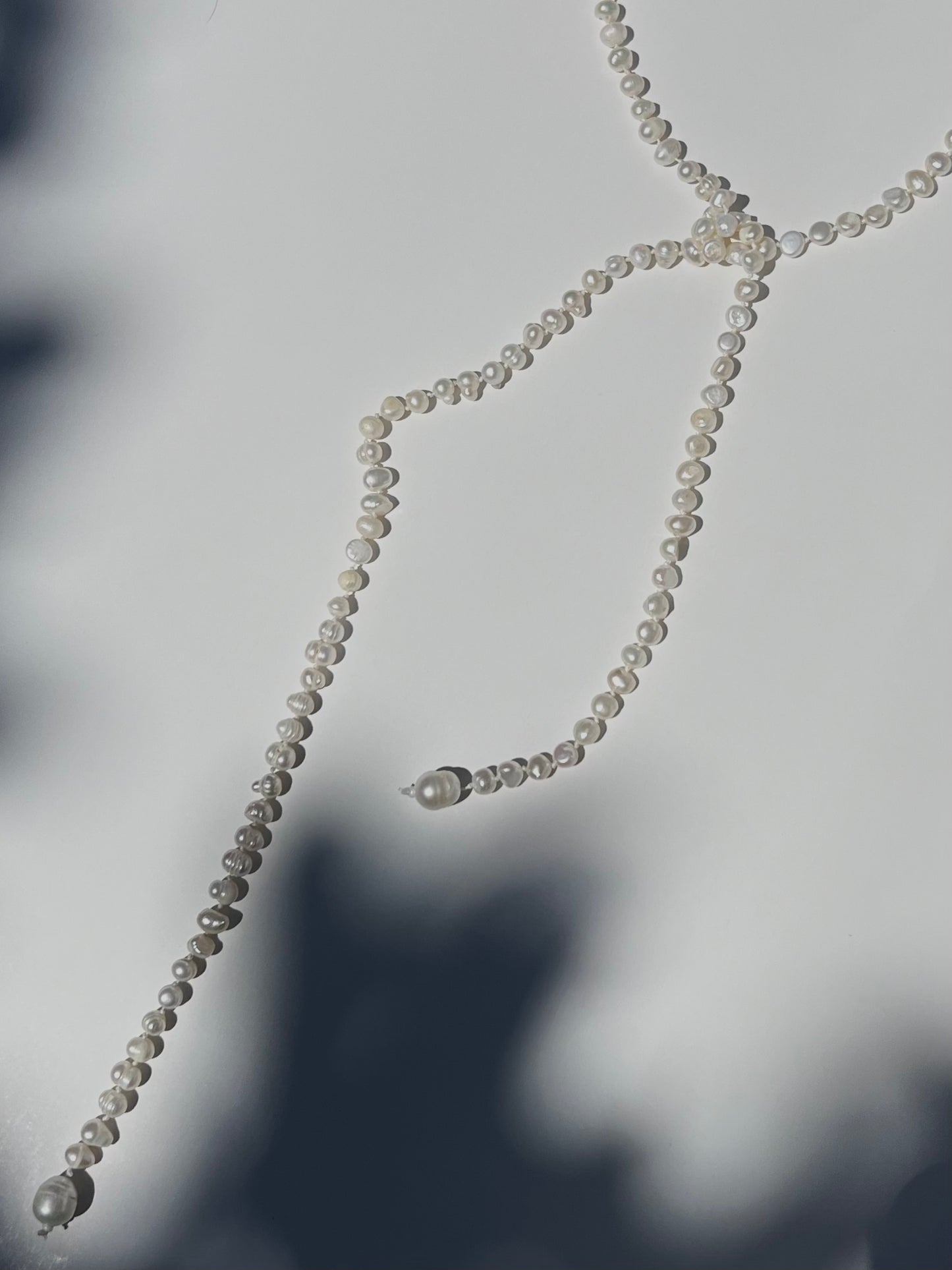 ELLE Necklace (medium pearls)