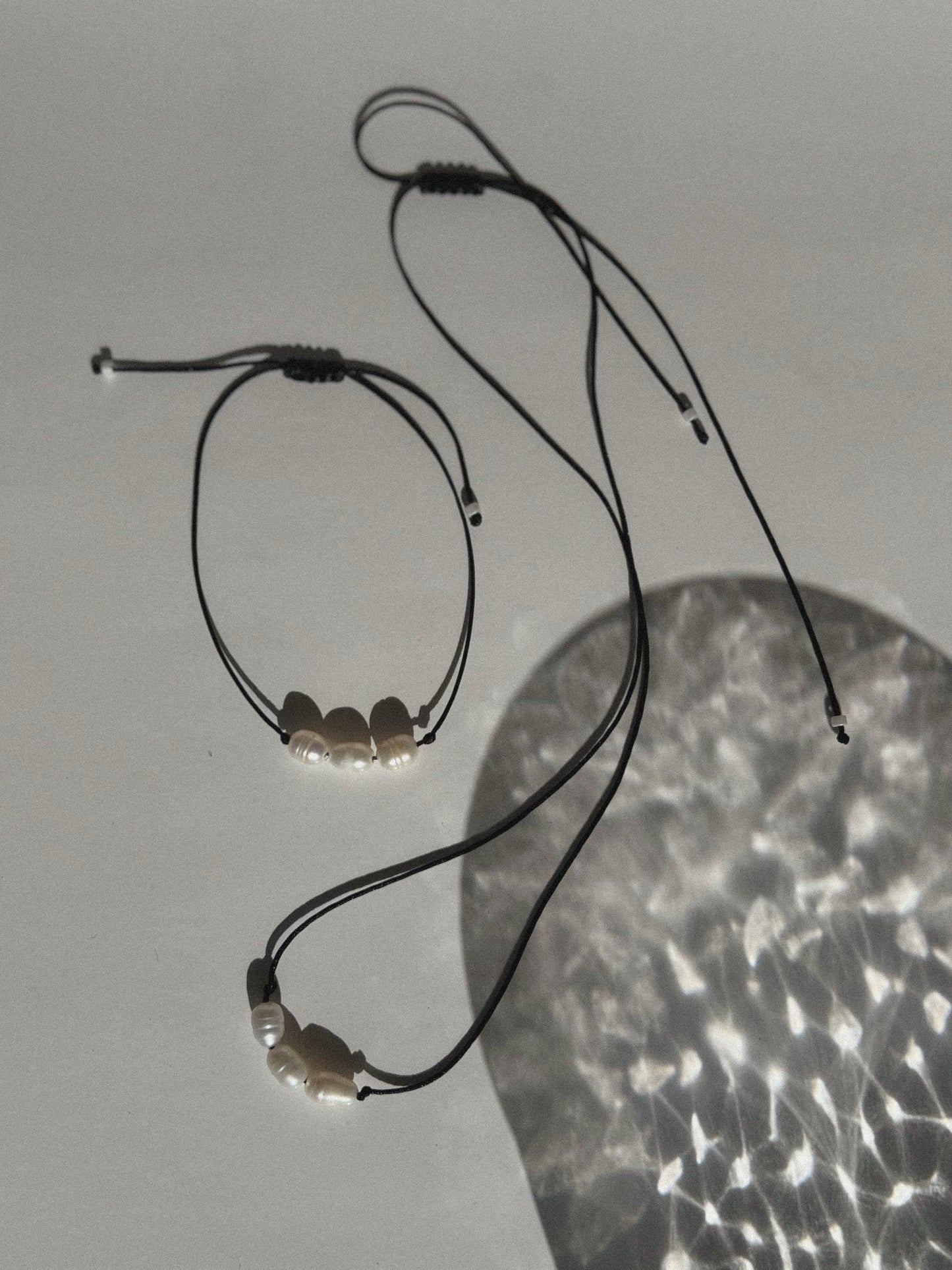 Monet Necklace Black