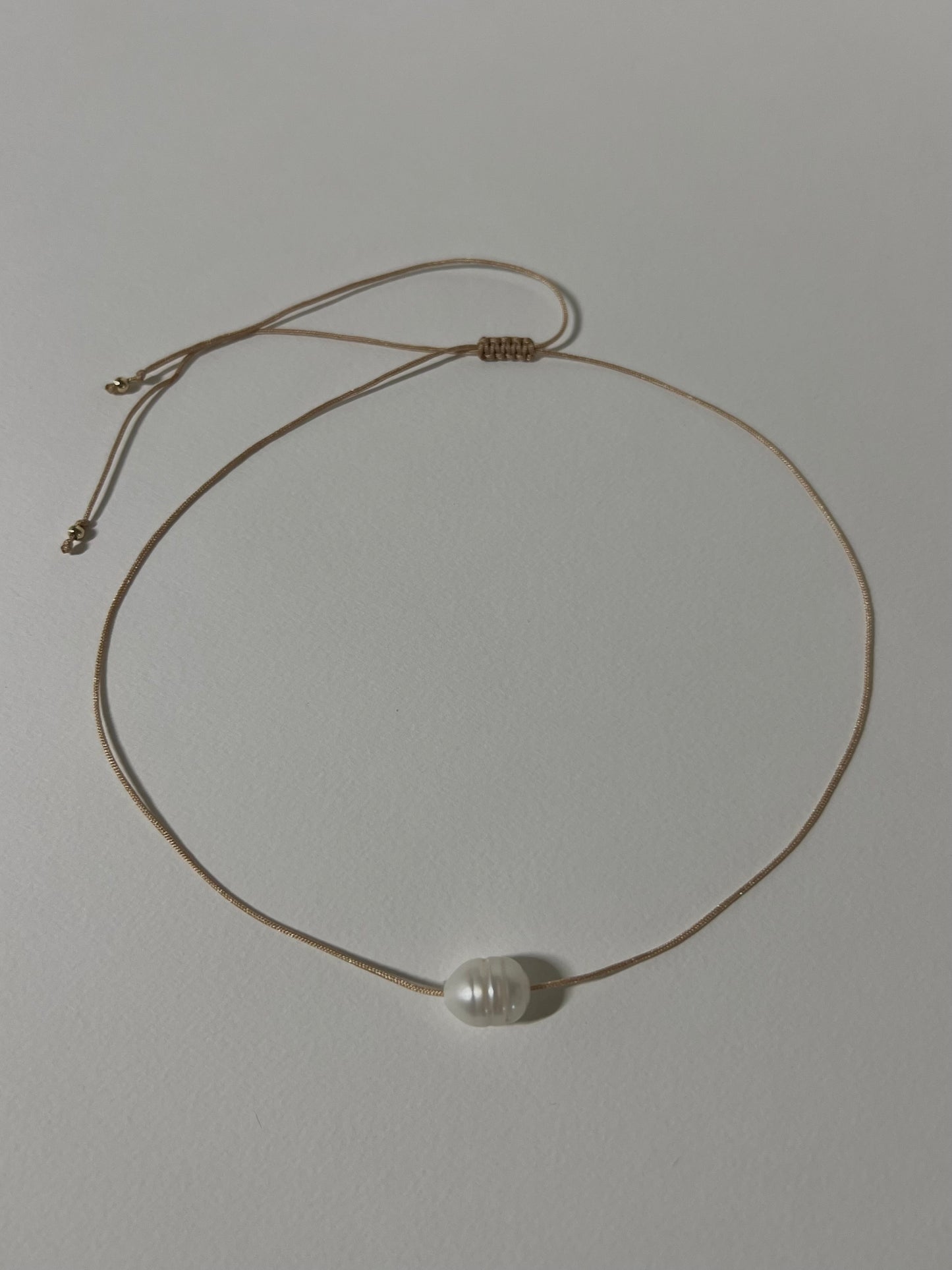 Sloane Necklace Beige