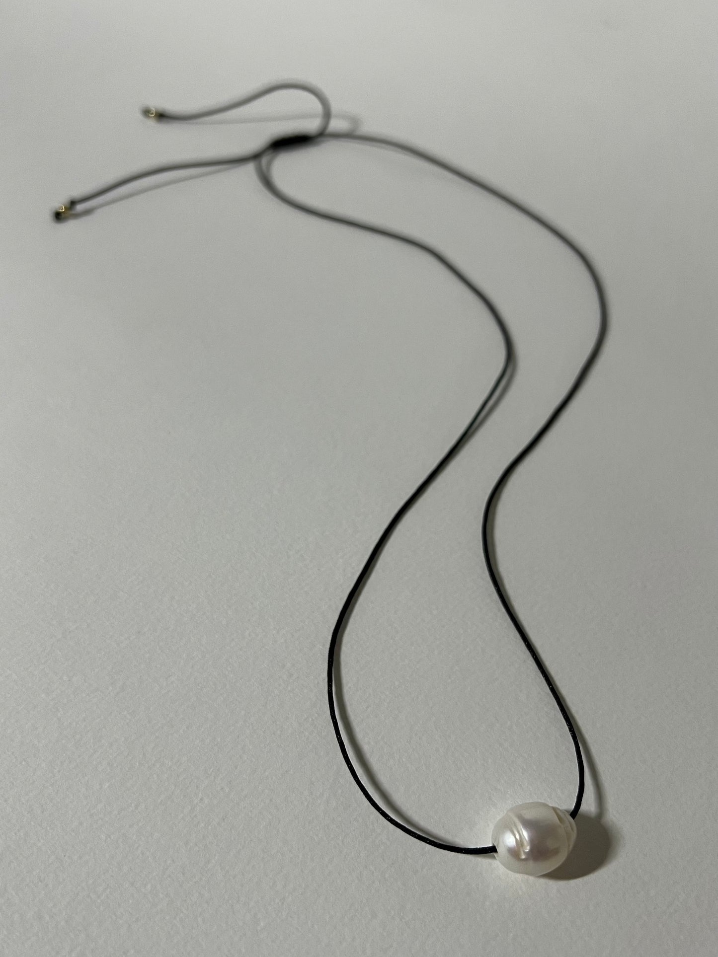 Sloane Necklace black