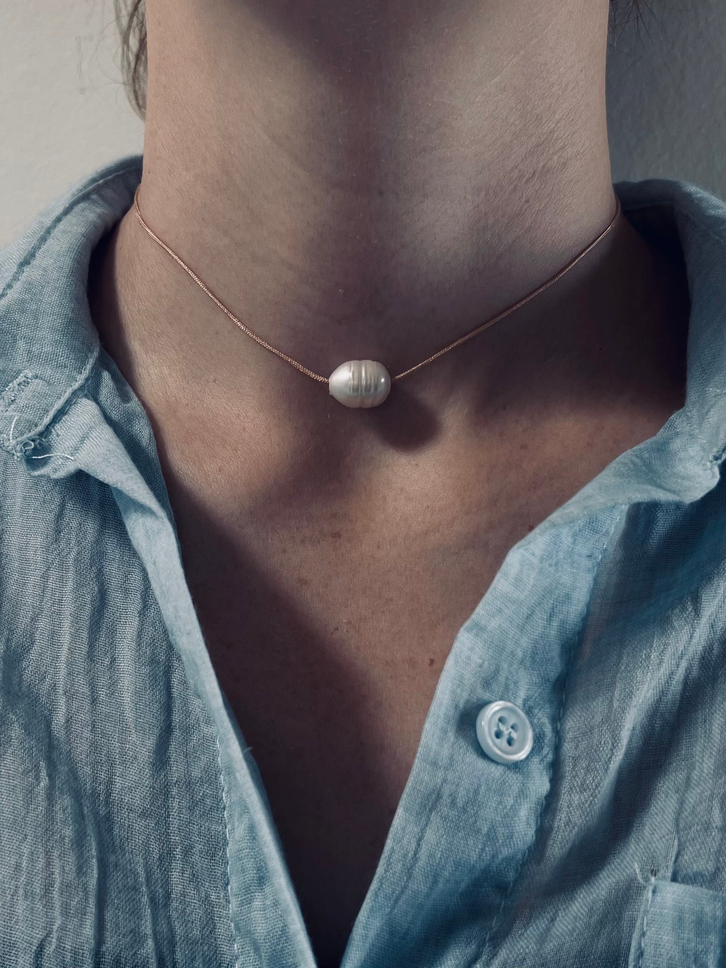 Sloane Necklace Beige