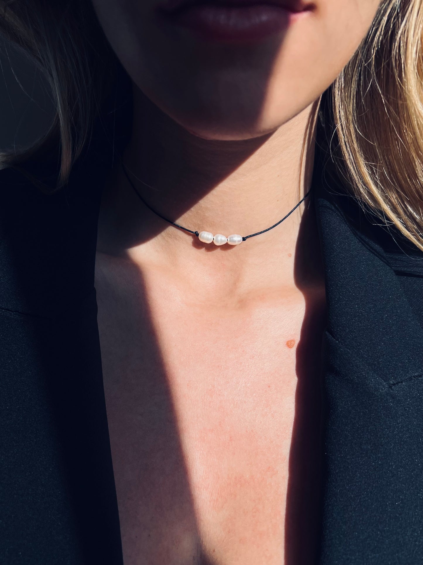 Monet Necklace Black