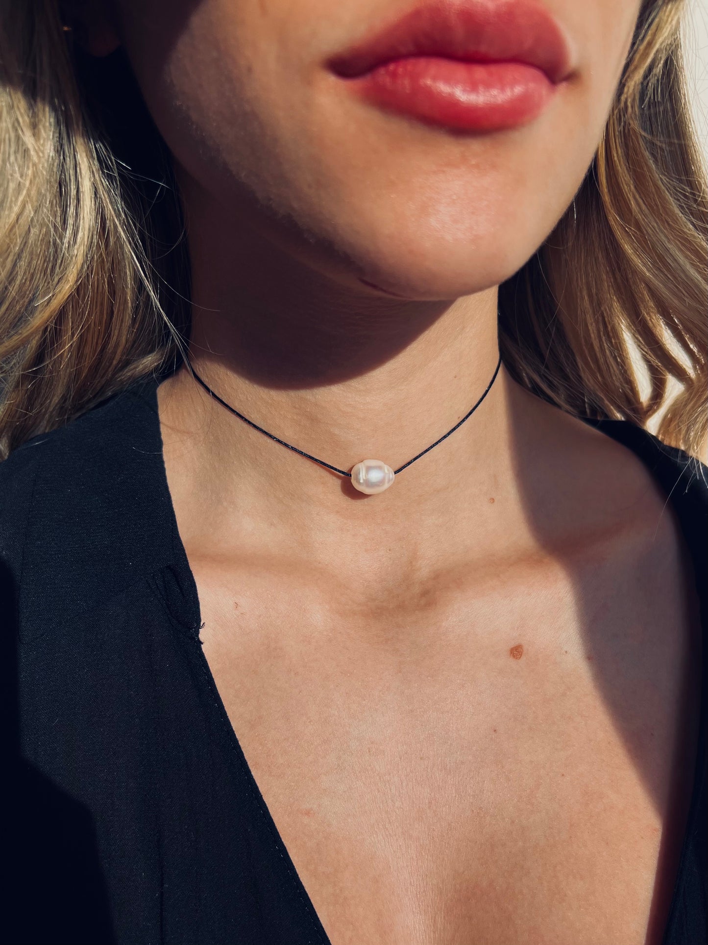 Sloane Necklace black